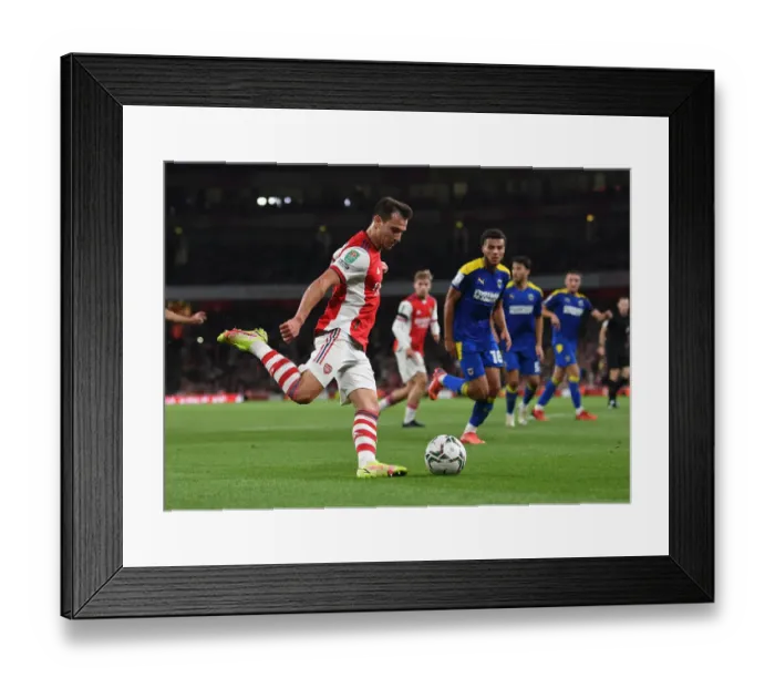 Framed Print : Cedric Soares in Action: Arsenal's Victory over AFC Wimbledon in Carabao Cup