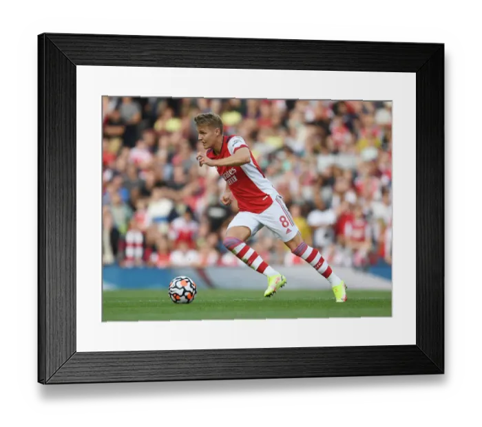 Framed Print : Arsenal's Martin Odegaard Shines in Derby Match against Tottenham, Premier League 2021-22 - Emirates Stadium