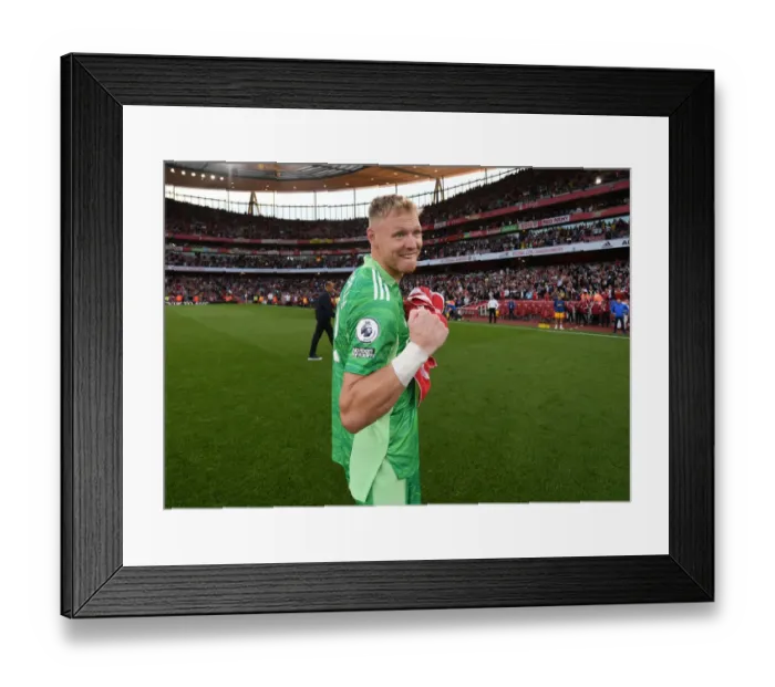 Framed Print : Arsenal's Aaron Ramsdale: Emotional Derby Victory Celebration (2021-22)