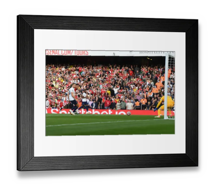 Framed Print : Aubameyang Scores the Decisive Goal: Arsenal Defeats Tottenham in the 2021-22 Premier League Clash Framed Print : Aubameyang Scores the Decisive Goal: Arsenal Defeats Tottenham in the 2021-22 Premier League Clash