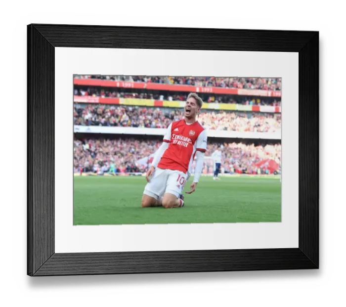 Framed Print : Emile Smith Rowe Scores First Arsenal Goal Against Tottenham in Premier League 2021-22