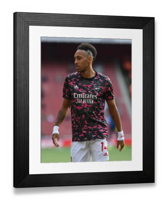 Framed Print : Arsenal's Aubameyang Gears Up for High-Stakes Arsenal v Tottenham Clash Framed Print : Arsenal's Aubameyang Gears Up for High-Stakes Arsenal v Tottenham Clash