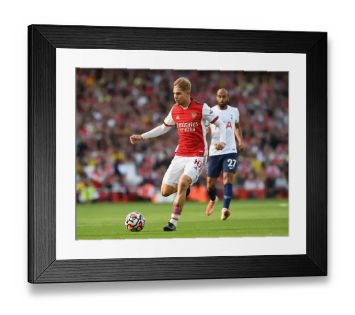 Framed Print : Emile Smith Rowe Shines: Arsenal's Triumph Over Tottenham Hotspur in the 2021-22 Premier League