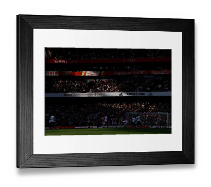 Framed Print : Arsenal vs. Tottenham: Clash at the Emirates - Premier League 2021-22 Framed Print : Arsenal vs. Tottenham: Clash at the Emirates - Premier League 2021-22