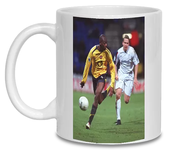 Abou Diaby (Arsenal) Kevin Davies (Bolton). Bolton Wanderers 1: 0 Arsenal