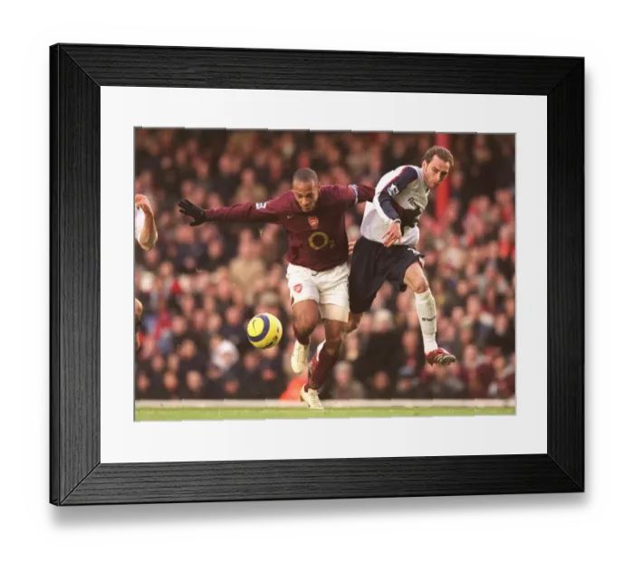 Framed Print : Arsenal v Bolton 2005-6