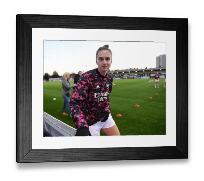 Framed Print : Vivianne Miedema Focused and Ready: Arsenal Women Prepare for FA Cup Clash Against Tottenham Hotspur