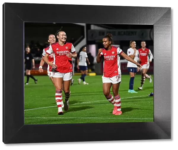 Arsenal Women's FA Cup Triumph: Nikita Parris Scores Historic Fourth Goal vs. Tottenham Hotspur