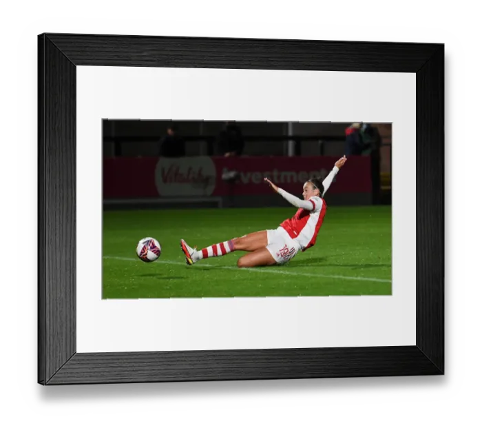 Framed Print : Arsenal Women Crush Tottenham Hotspur Women 5-0 in FA Cup Quarterfinals: Caitlin Foord Scores Brace