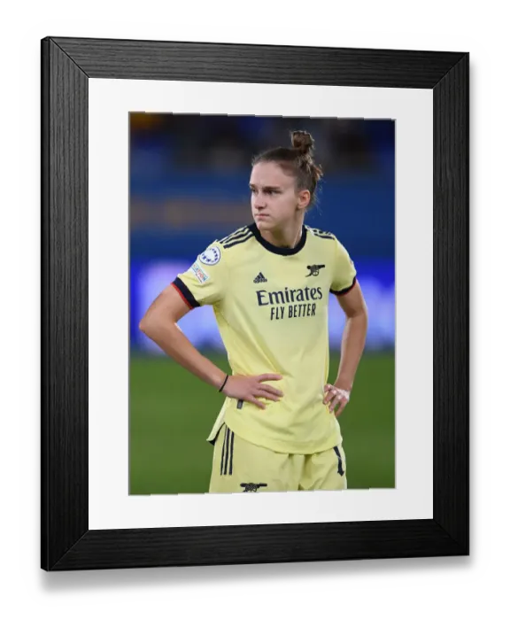 Framed Print : Champions League Showdown: Miedema vs. FC Barcelona - Arsenal Women's Battle in Spain Framed Print : Champions League Showdown: Miedema vs. FC Barcelona - Arsenal Women's Battle in Spain