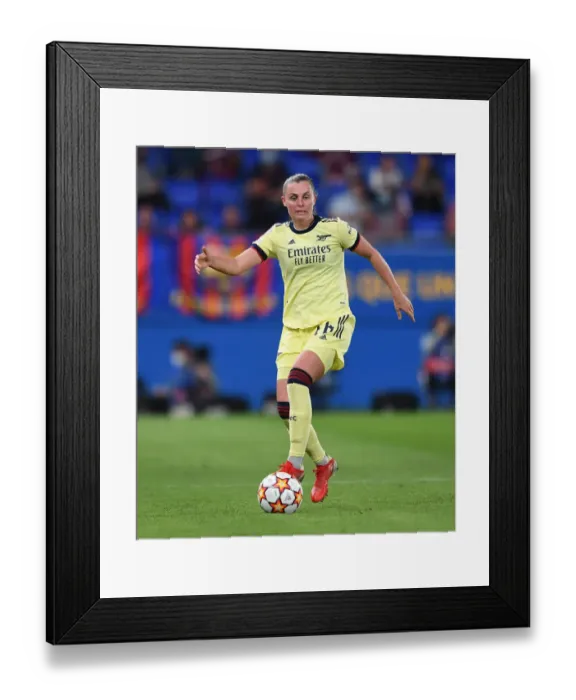Framed Print : Barcelona vs Arsenal Women: UEFA Champions League Clash in Barcelona (October 2021)