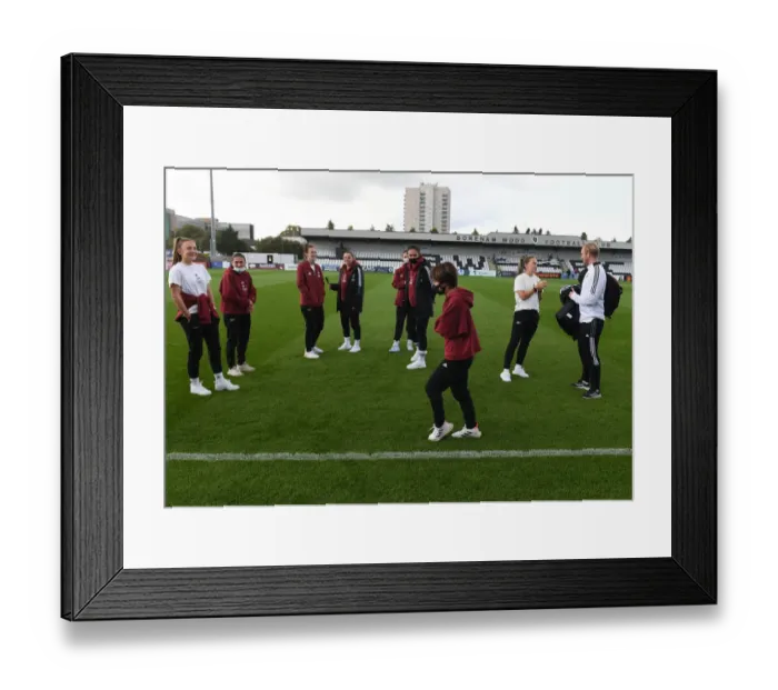 Framed Print : Arsenal Women v Everton Women - Barclays FA Womens Super League