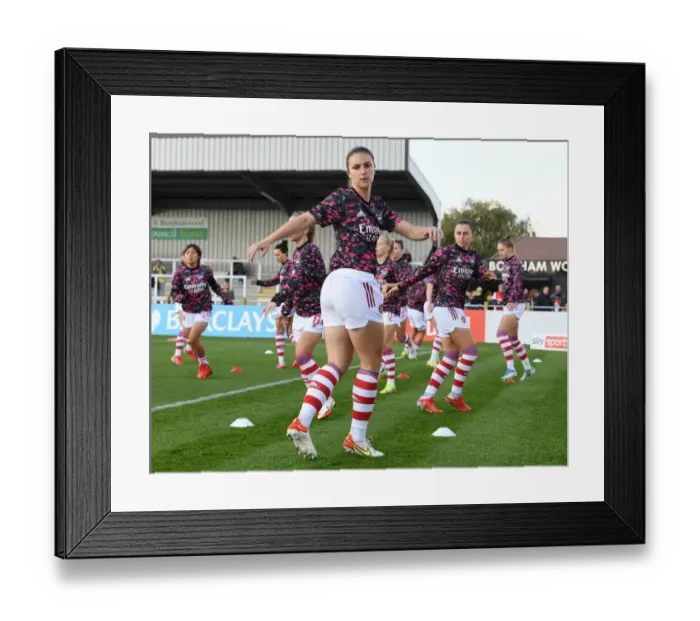 Framed Print : Arsenal's Lotte Wubben-Moy Prepares for Everton Clash in FA WSL 2021-22
