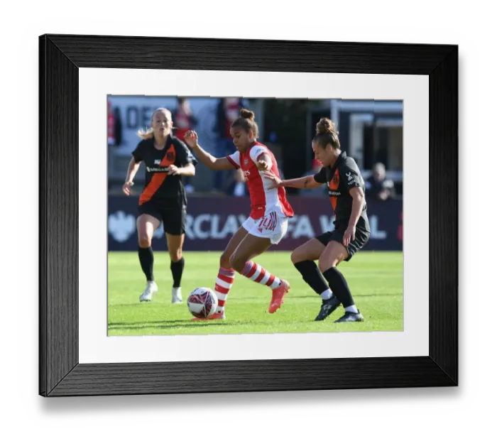 Framed Print : Arsenal Women vs Everton Women: Intense Battle in FA WSL Match Framed Print : Arsenal Women vs Everton Women: Intense Battle in FA WSL Match