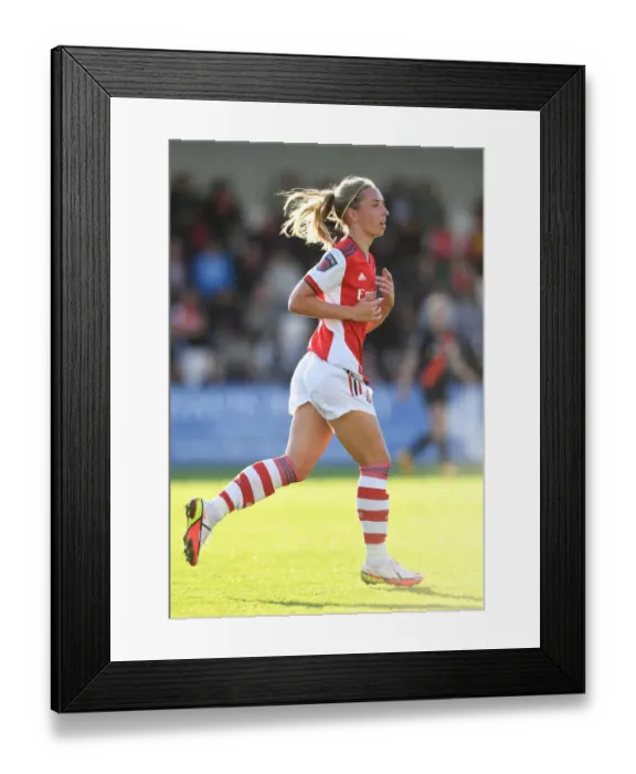 Framed Print : Arsenal's Jordan Nobbs in Action against Everton Women in FA WSL Match Framed Print : Arsenal's Jordan Nobbs in Action against Everton Women in FA WSL Match