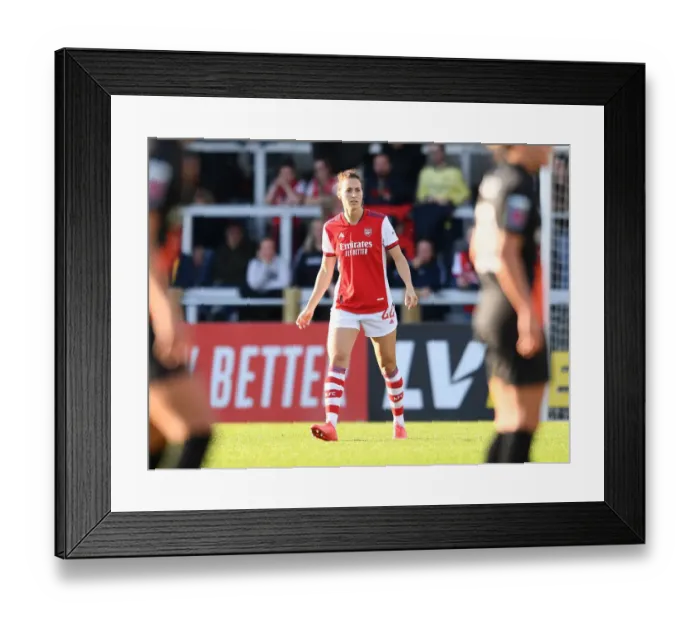 Framed Print : Arsenal Women vs Everton Women: Viki Schnaderbeck in Action - Barclays FA Womens Super League 2021-22