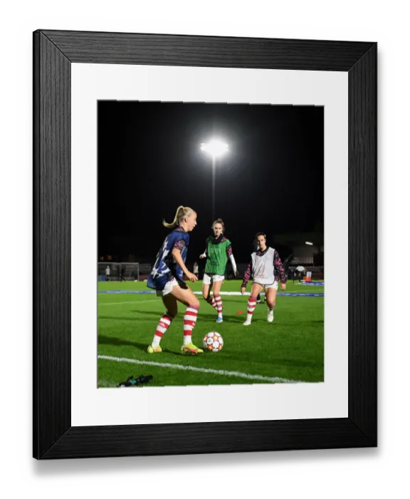 Framed Print : Arsenal WFC v 1899 Hoffenheim: Group C - UEFA Womens Champions League Framed Print : Arsenal WFC v 1899 Hoffenheim: Group C - UEFA Womens Champions League