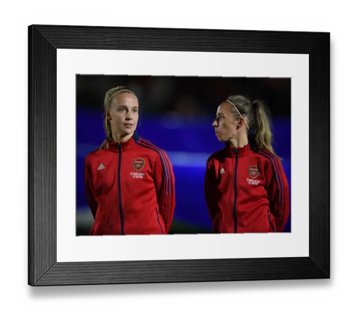 Framed Print : Arsenal Women vs. 1899 Hoffenheim: Clash in the UEFA Women's Champions League