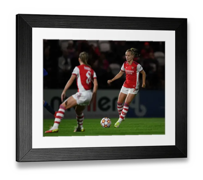 Framed Print : Arsenal Women vs. 1899 Hoffenheim: A UEFA Women's Champions League Showdown at Meadow Park