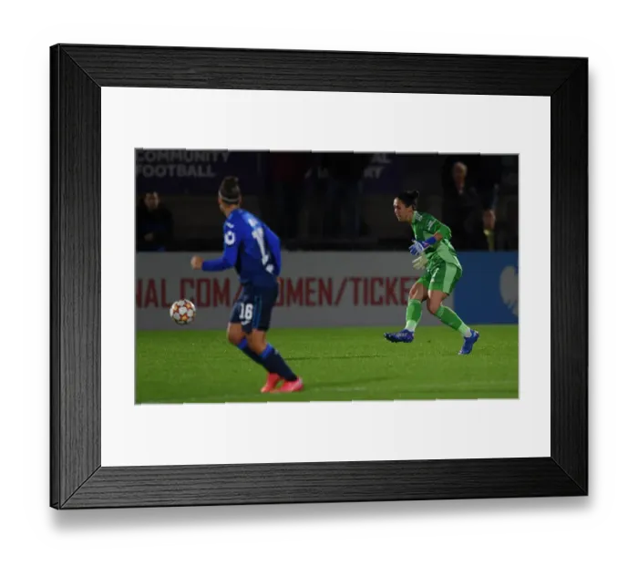 Framed Print : Arsenal vs. Hoffenheim: UEFA Women's Champions League Showdown (2021-22) Framed Print : Arsenal vs. Hoffenheim: UEFA Women's Champions League Showdown (2021-22)
