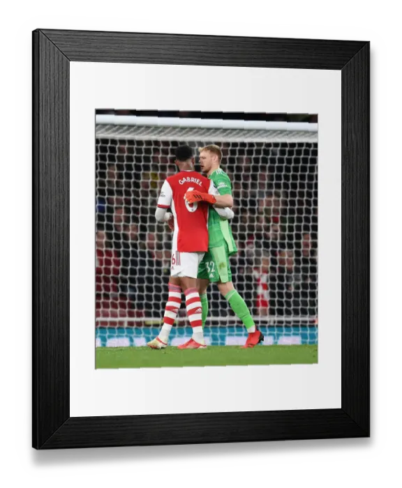 Framed Print : Arsenal's Gabriel and Ramsdale in Action: Arsenal vs Crystal Palace, Premier League 2021-22 Framed Print : Arsenal's Gabriel and Ramsdale in Action: Arsenal vs Crystal Palace, Premier League 2021-22