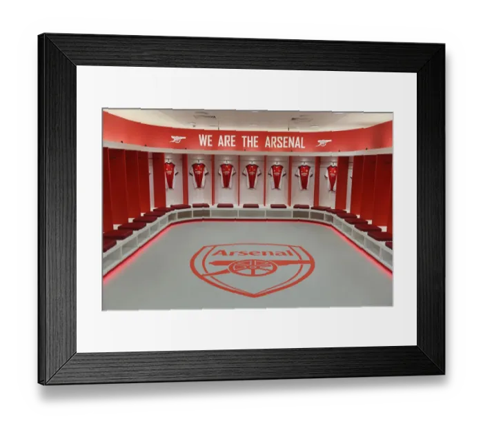 Framed Print : Arsenal FC: Unity before Battle - Pre-Match Huddle vs Crystal Palace (2021-22 Premier League)