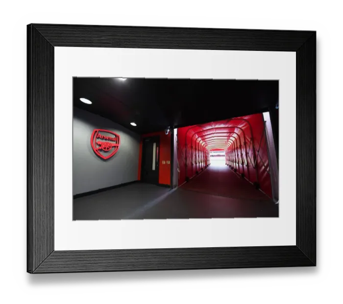 Framed Print : Arsenal vs Crystal Palace: Premier League Showdown at Emirates Stadium Framed Print : Arsenal vs Crystal Palace: Premier League Showdown at Emirates Stadium