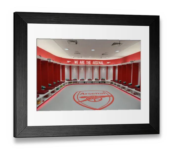 Framed Print : Arsenal FC: Pre-Match Preparation in the Changing Room before Arsenal vs Crystal Palace (2021-22 Premier League)
