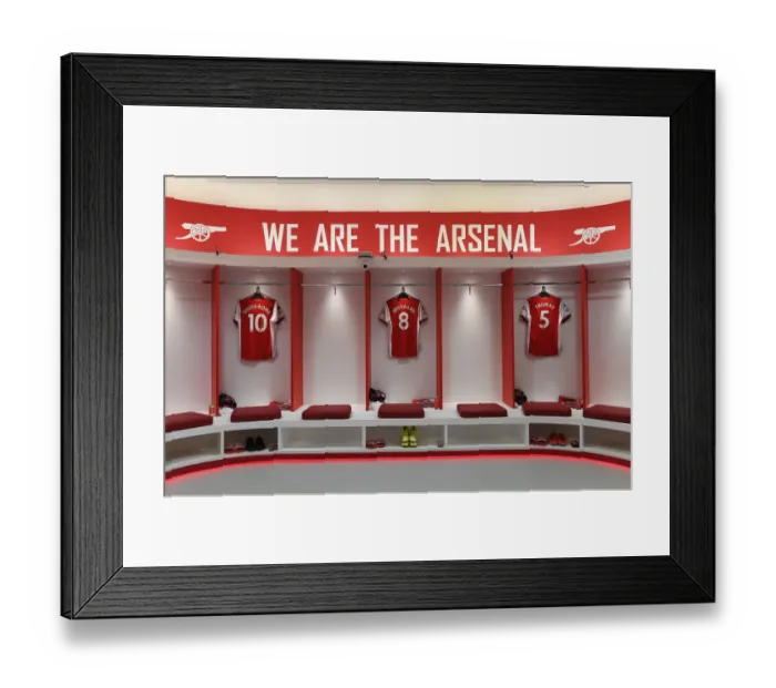 Framed Print : Arsenal Changing Room Before Arsenal vs. Crystal Palace (2021-22)