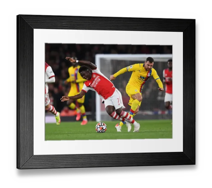 Framed Print : Arsenal vs Crystal Palace: Bukayo Saka Foul by James McArthur - Premier League 2021-22 Framed Print : Arsenal vs Crystal Palace: Bukayo Saka Foul by James McArthur - Premier League 2021-22