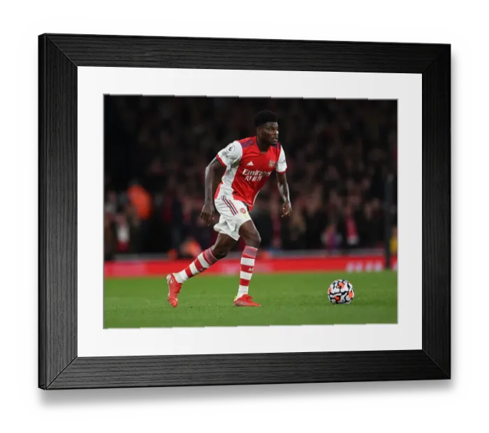 Framed Print : Thomas Partey in Action: Arsenal vs Crystal Palace, Premier League 2021-22 Framed Print : Thomas Partey in Action: Arsenal vs Crystal Palace, Premier League 2021-22