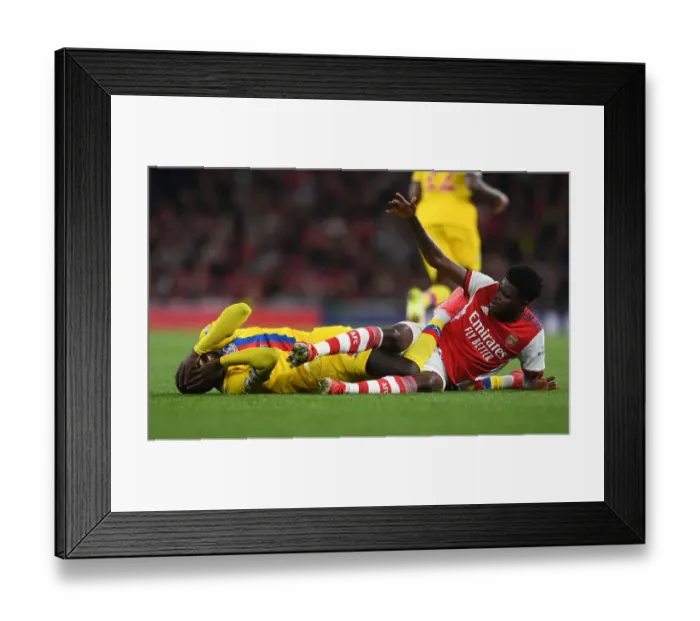 Framed Print : Arsenal vs Crystal Palace: Thomas Partey and Cheikhou Kouyate Clash in Premier League Showdown