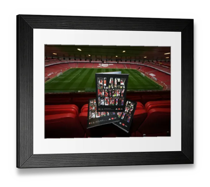 Framed Print : Arsenal vs Crystal Palace: Premier League Showdown at Emirates Stadium