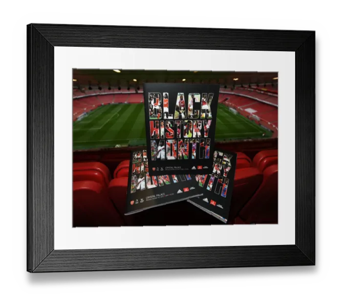 Framed Print : Arsenal vs Crystal Palace: Premier League Showdown at Emirates Stadium