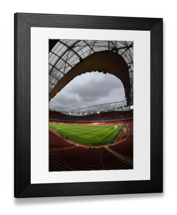Framed Print : Arsenal at Emirates Stadium: Arsenal vs Crystal Palace, Premier League 2021-22 Framed Print : Arsenal at Emirates Stadium: Arsenal vs Crystal Palace, Premier League 2021-22