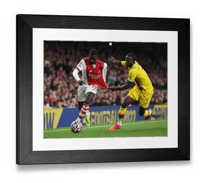Framed Print : Pepe vs Mitchell: Intense Rivalry Unfolds in Arsenal vs Crystal Palace Premier League Clash