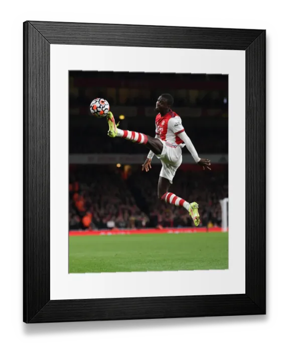 Framed Print : Pepe in Action: Arsenal vs Crystal Palace, Premier League 2021-22