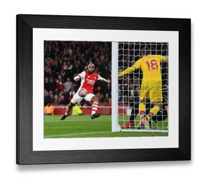 Framed Print : Alexandre Lacazette Scores Arsenal's Second Goal Against Crystal Palace (2021-22)