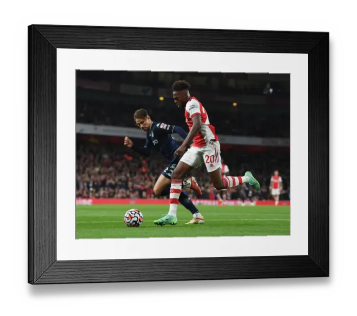 Framed Print : Arsenal's Nuno Tavares in Action: Arsenal vs Aston Villa, Premier League 2021-22 Framed Print : Arsenal's Nuno Tavares in Action: Arsenal vs Aston Villa, Premier League 2021-22
