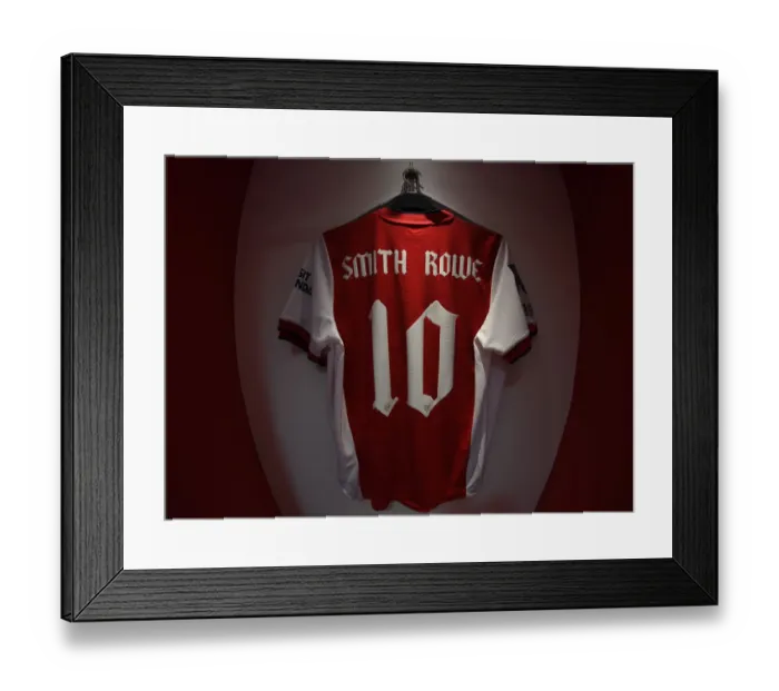 Framed Print : Arsenal: Emile Smith Rowe's Shirt in the Changing Room before Arsenal vs Leeds United (Carabao Cup 2021-22) Framed Print : Arsenal: Emile Smith Rowe's Shirt in the Changing Room before Arsenal vs Leeds United (Carabao Cup 2021-22)
