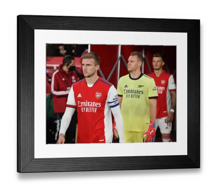 Framed Print : Arsenal vs Leeds United: Carabao Cup Showdown at Emirates Stadium