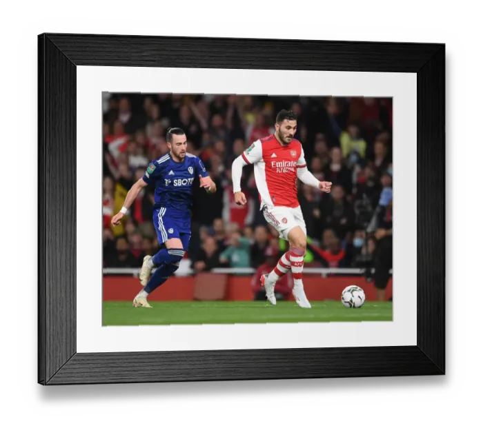 Framed Print : Arsenal vs Leeds United: Carabao Cup Showdown at Emirates Stadium