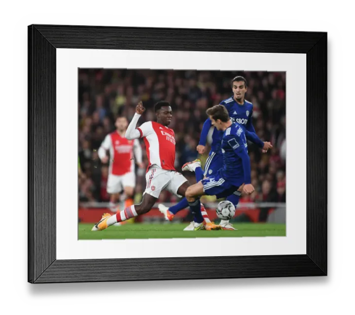 Framed Print : Arsenal vs Leeds United: Carabao Cup Showdown at Emirates Stadium