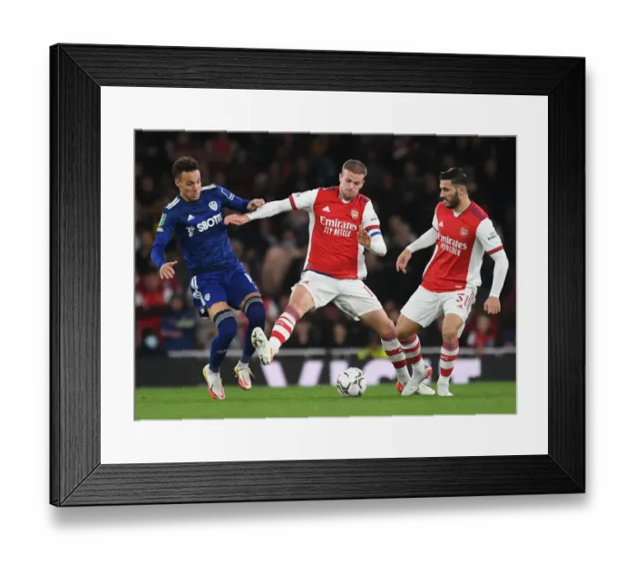 Framed Print : Arsenal vs Leeds United: Carabao Cup Showdown at Emirates Stadium