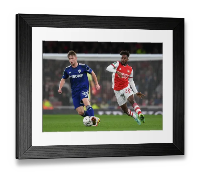 Framed Print : Arsenal vs Leeds United: Carabao Cup Showdown at Emirates Stadium