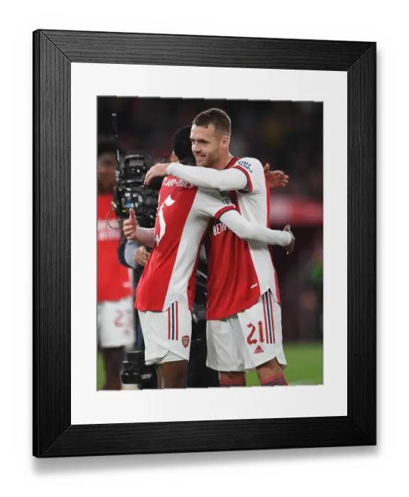 Framed Print : Arsenal vs Leeds United: Carabao Cup Showdown at Emirates Stadium