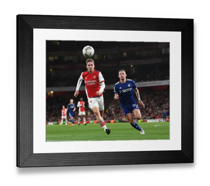 Framed Print : Arsenal vs Leeds United: Carabao Cup Showdown at Emirates Stadium