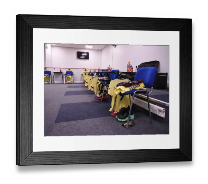 Framed Print : Arsenal's Pre-Match Huddle: Leicester City vs Arsenal, Premier League 2021-22 Framed Print : Arsenal's Pre-Match Huddle: Leicester City vs Arsenal, Premier League 2021-22
