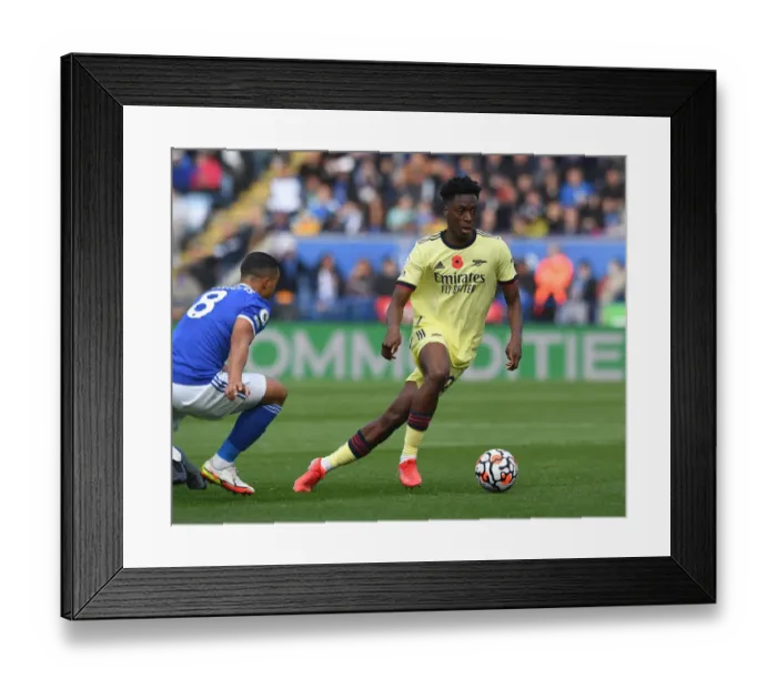Framed Print : Arsenal's Albert Sambi Lokonga in Action: Leicester City vs Arsenal, Premier League 2021-22