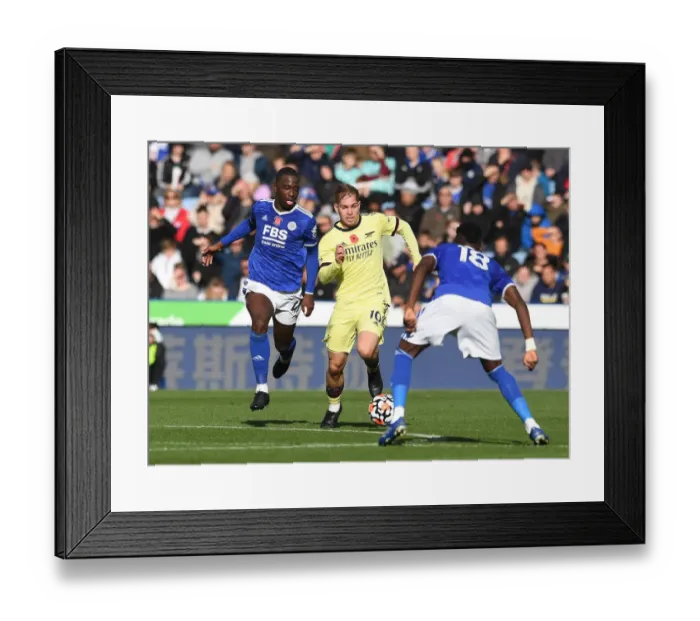 Framed Print : Emile Smith Rowe vs Boubakary Soumare: A Battle of Midfield Titans in Arsenal's Clash with Leicester City